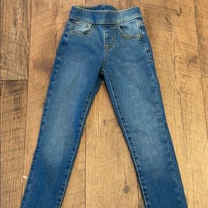 New Cat &Jack girls pull on jeggings size 8 slim. Medium wash.
